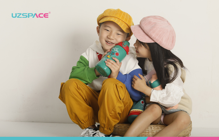 2121非凡科技儿童水杯