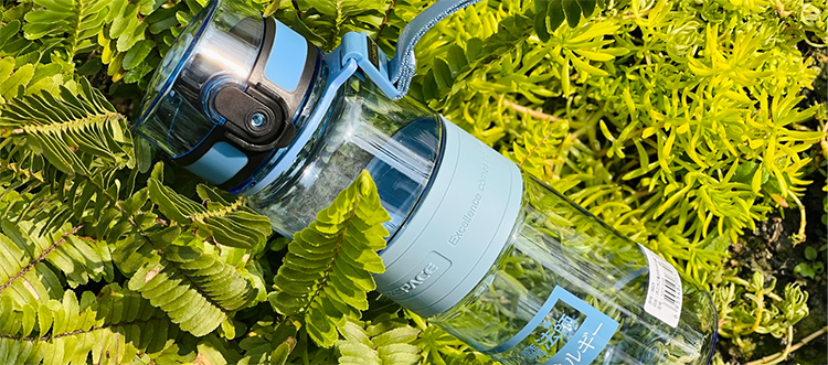 2121非凡娱乐水杯——引领时尚生活方式，保护共有家园